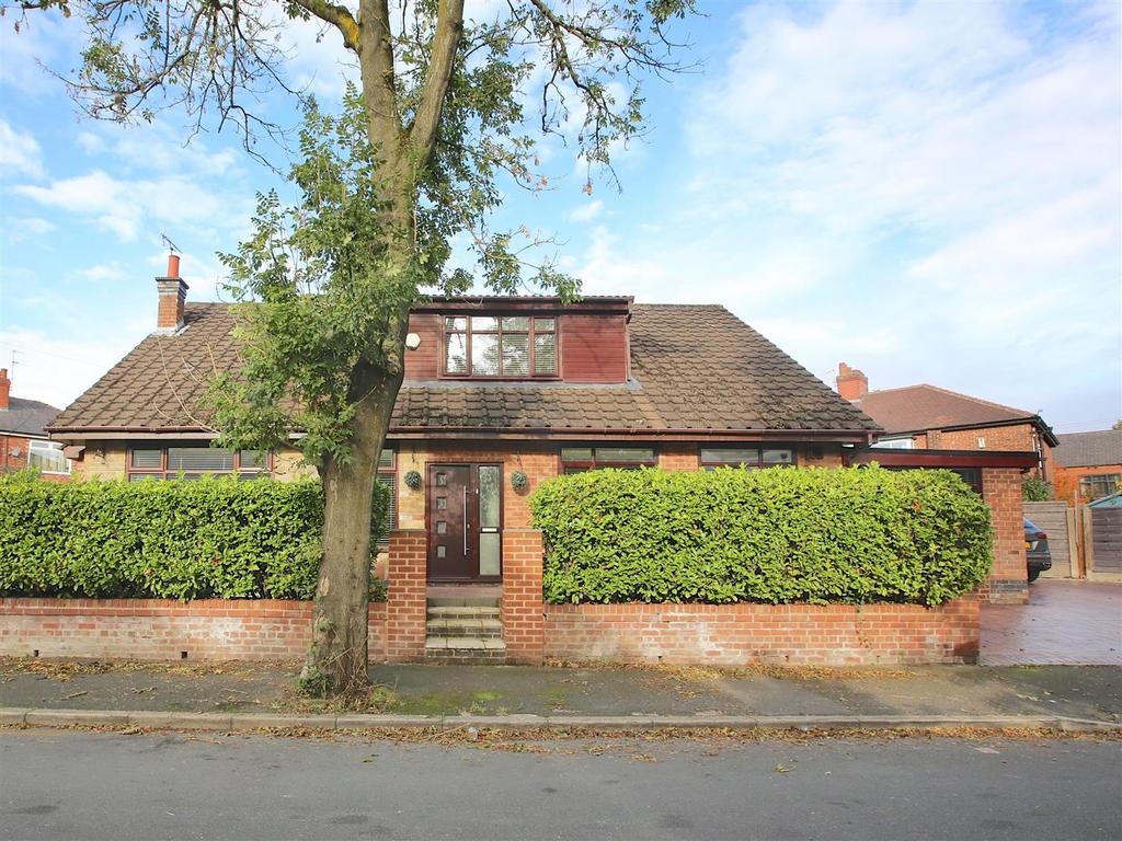 Windsor Road, Newton Heath, Manchester 4 bed detached house for sale