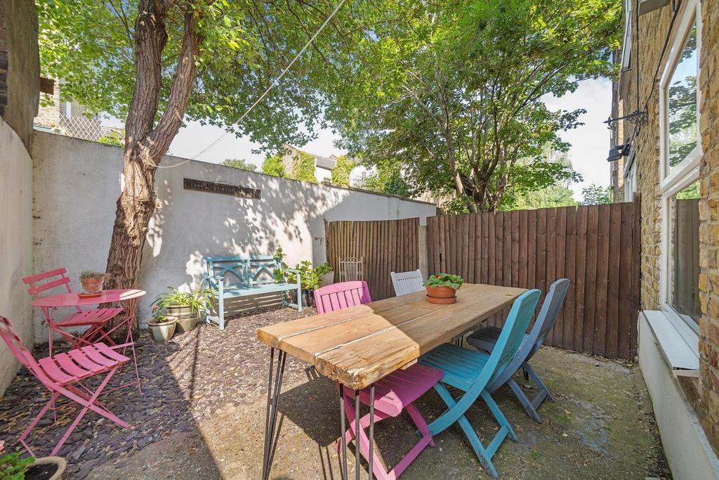 94a Corrance Road-12.jpg