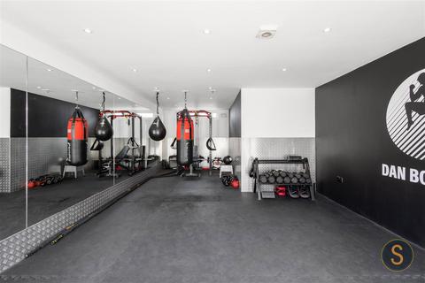 352 Croxley View, Watford, WD18 6PR