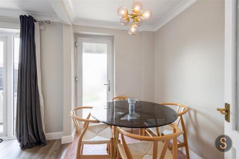 352 Croxley View, Watford, WD18 6PR