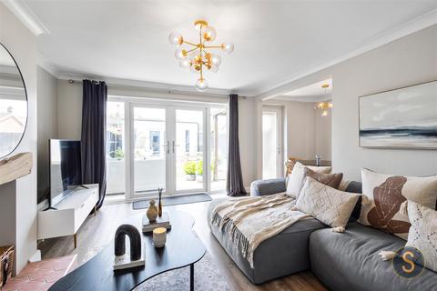 352 Croxley View, Watford, WD18 6PR