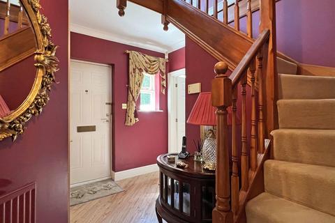 10 Harnham Drive, Great Notley, Braintree, CM77 7YX