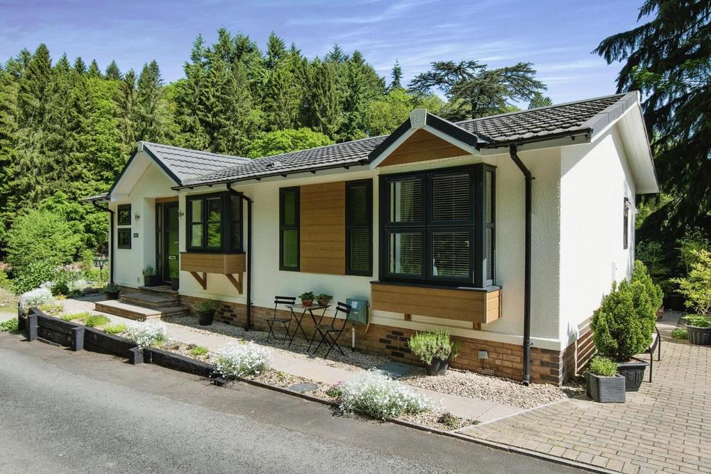 Norton Manor Park, Norton, Presteigne 2 bed mobile home for sale £220,000