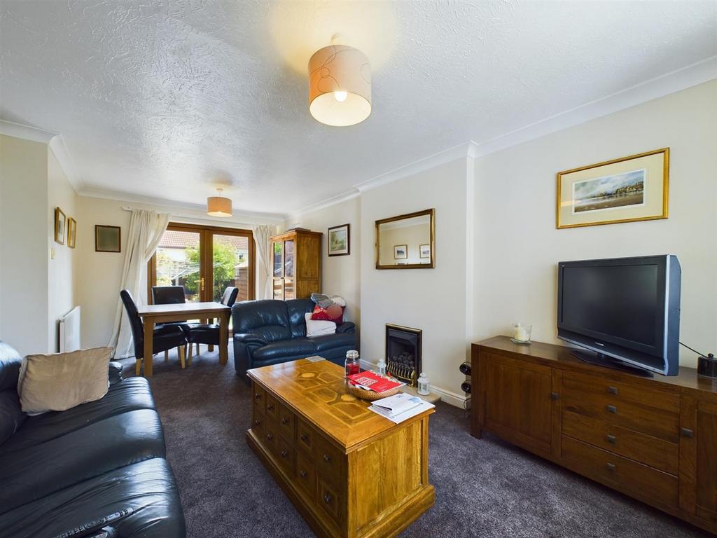 Thornhill Drive Bersham Road, Wrexham 3 bed detached house for sale £259,950