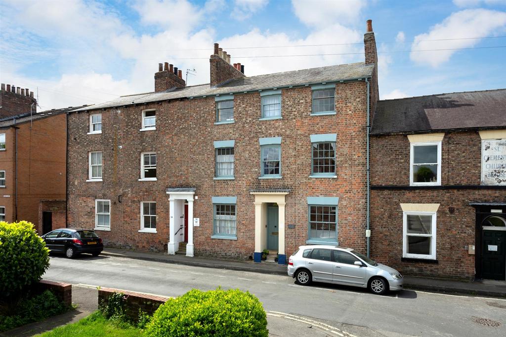 The Old Rectory, Street, York 5 bed terraced house £800,000