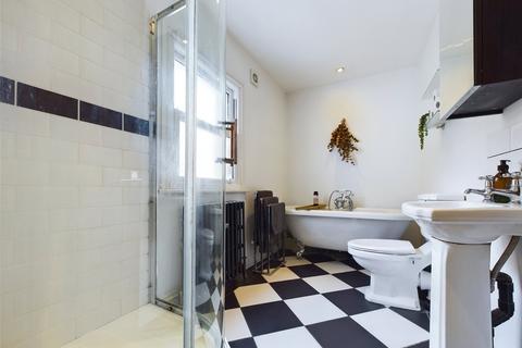 66 Bath Road, Cheltenham, GL53 7JT