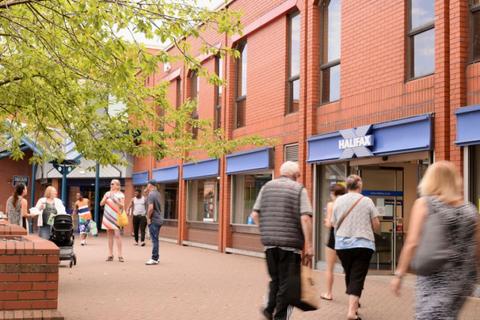 Retail property (out of town) to rent, Penny Hill Centre, Leeds LS10