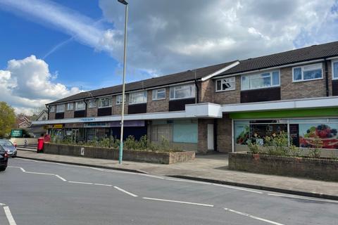 Convenience store to rent - Wymans Brook, Cheltenham GL50