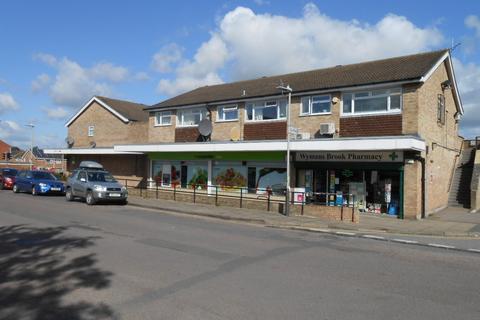 Convenience store to rent - Wymans Brook, Cheltenham GL50