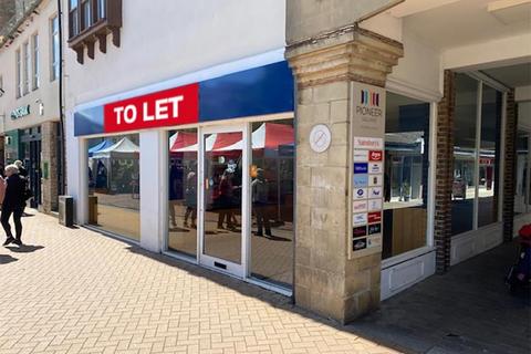 Retail property (out of town) to rent, Crown Walk, Bicester OX26