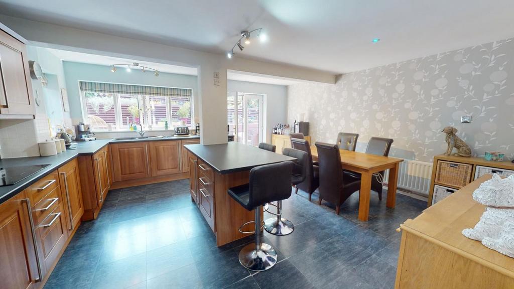 Kitchen/dining room