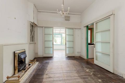 12 Gardiner Road, Edinburgh, EH4 3RR