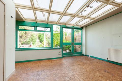 12 Gardiner Road, Edinburgh, EH4 3RR