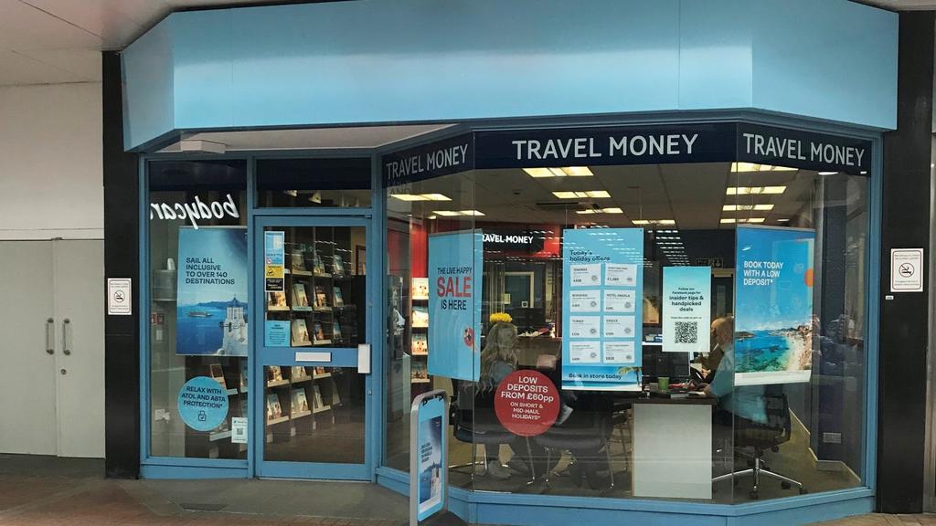 Cwmbran, Cwmbran NP44 Shop to rent £2,708 pcm (£625 pw)