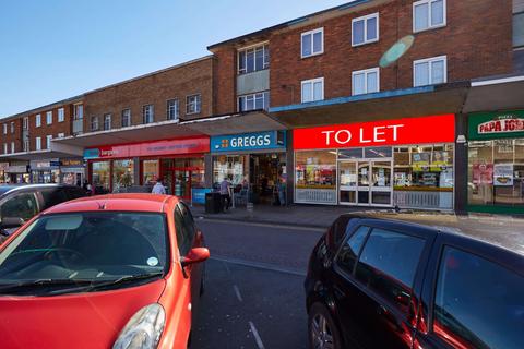 Shop to rent - Broadway and High Street, Scunthorpe DN16
