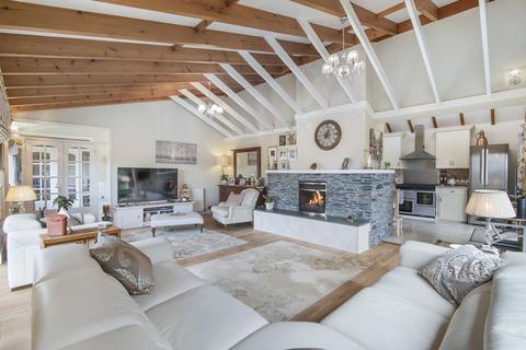 Glencoe Baird Terrace, Crieff, PH7 3LT