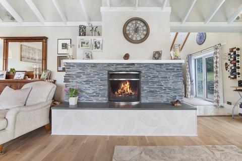 Glencoe Baird Terrace, Crieff, PH7 3LT