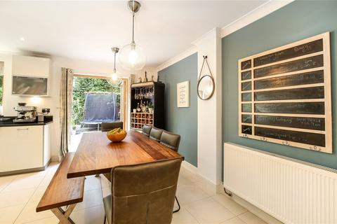3 Thistledown Close, Winchester, SO22 5HZ