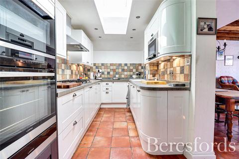 80 Basin Road, Heybridge Basin, Maldon, CM9 4RN