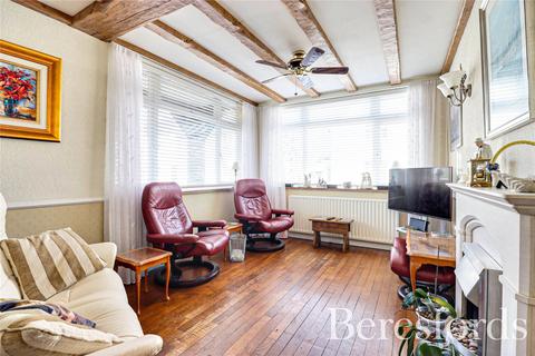 80 Basin Road, Heybridge Basin, Maldon, CM9 4RN
