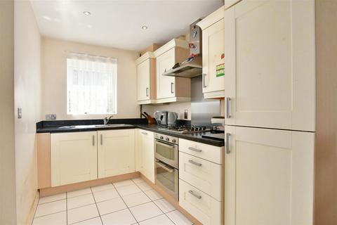 2 Forest Grove, Thornwood, Epping, CM16 6NS