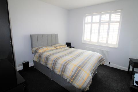 24 Cedar Road, Hornchurch, RM12 4YL