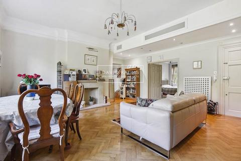 2 bedroom flat for sale - Frognal, London NW3