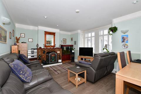 131a Elm Road, New Malden, KT3 3HP
