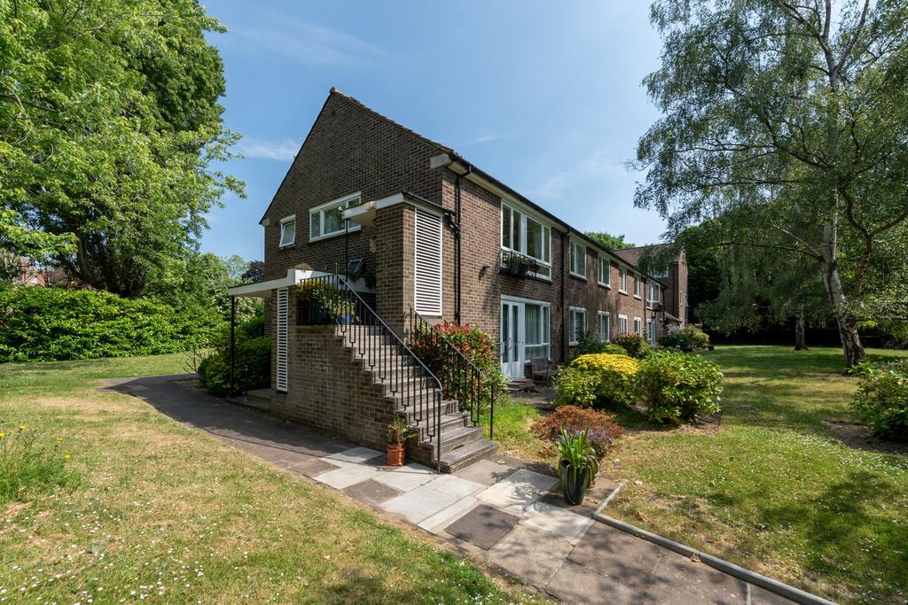 Pond Mead, Dulwich Village 3 bed £615,000
