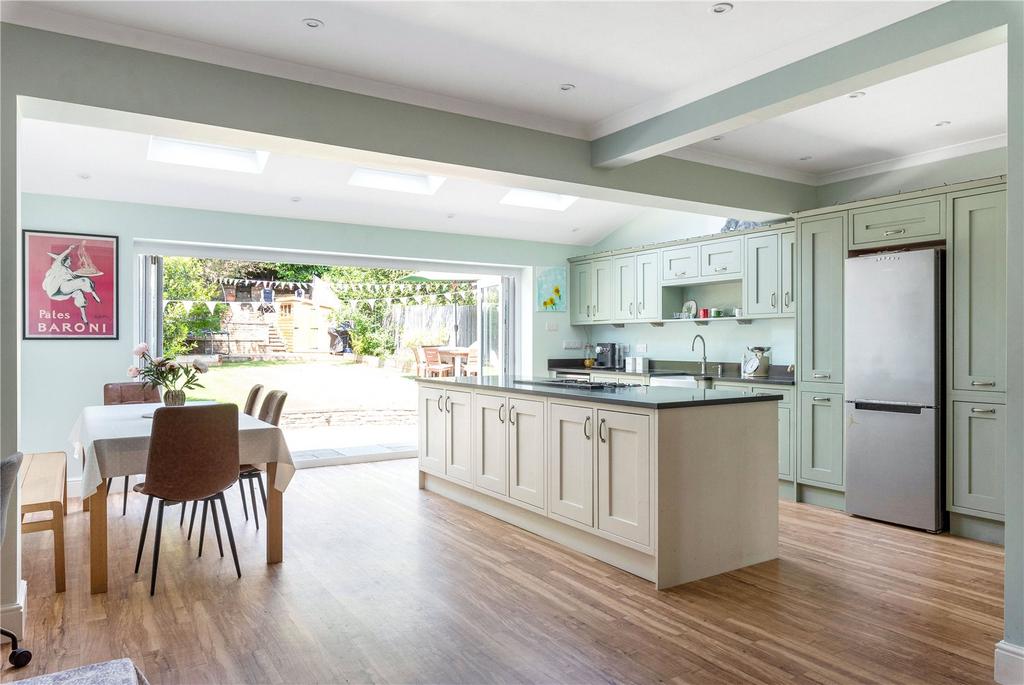 Hayes Hill Road, Hayes, Kent, BR2 4 bed semidetached house £850,000