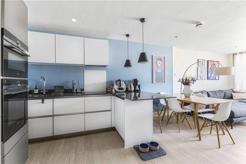 Flat 3, 199 Hackney Road, London, E2 8JL