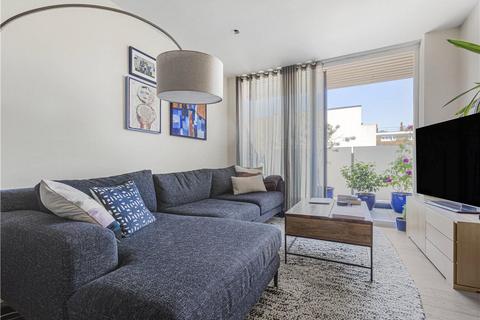 Flat 3, 199 Hackney Road, London, E2 8JL