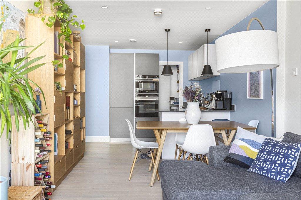 Reception/Kitchen