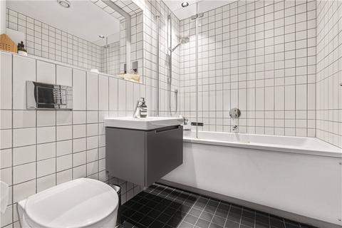 Flat 3, 199 Hackney Road, London, E2 8JL