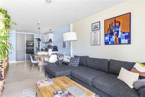 Flat 3, 199 Hackney Road, London, E2 8JL