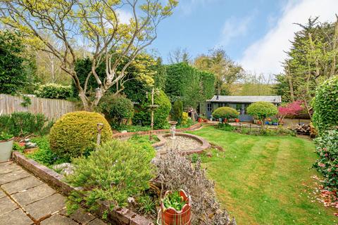 4 bedroom detached house for sale - The Ridgeway, Mill Hill, London, NW7