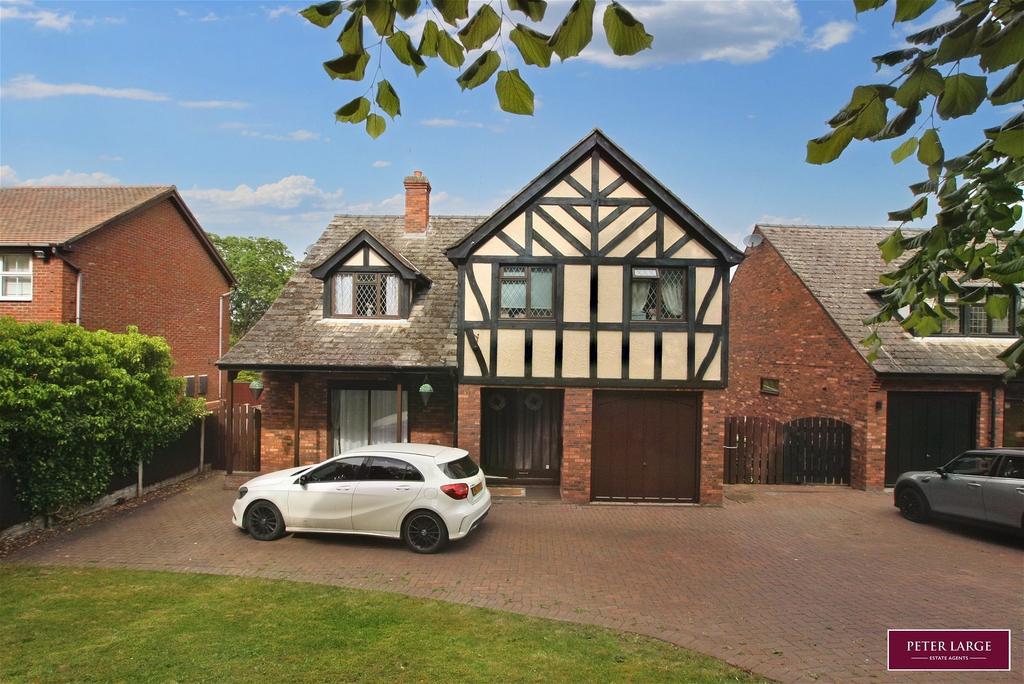 Bryntirion Drive, Prestatyn, Denbighshire LL19 9NU 4 bed detached house