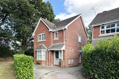 3 bedroom detached house to rent, Kiln Field, Liss, Hampshire, GU33