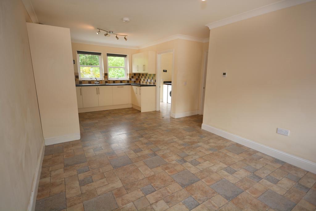 Dining area2