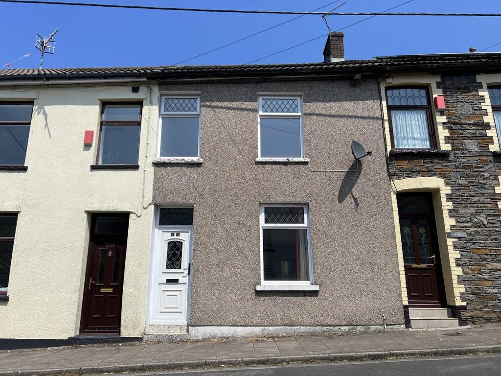 Brynhyfryd street Clydach Tonypandy 3 bed terraced house £75,000