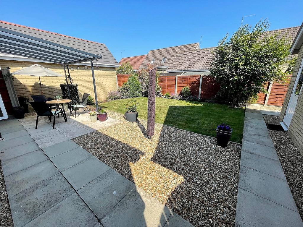 Ellerby Drive, Wisbech 2 bed chalet for sale £230,000