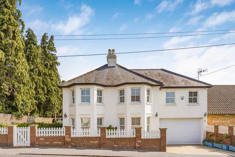 4 bedroom detached house for sale - The White House, Northaw Road West, Northaw, EN6 4NW
