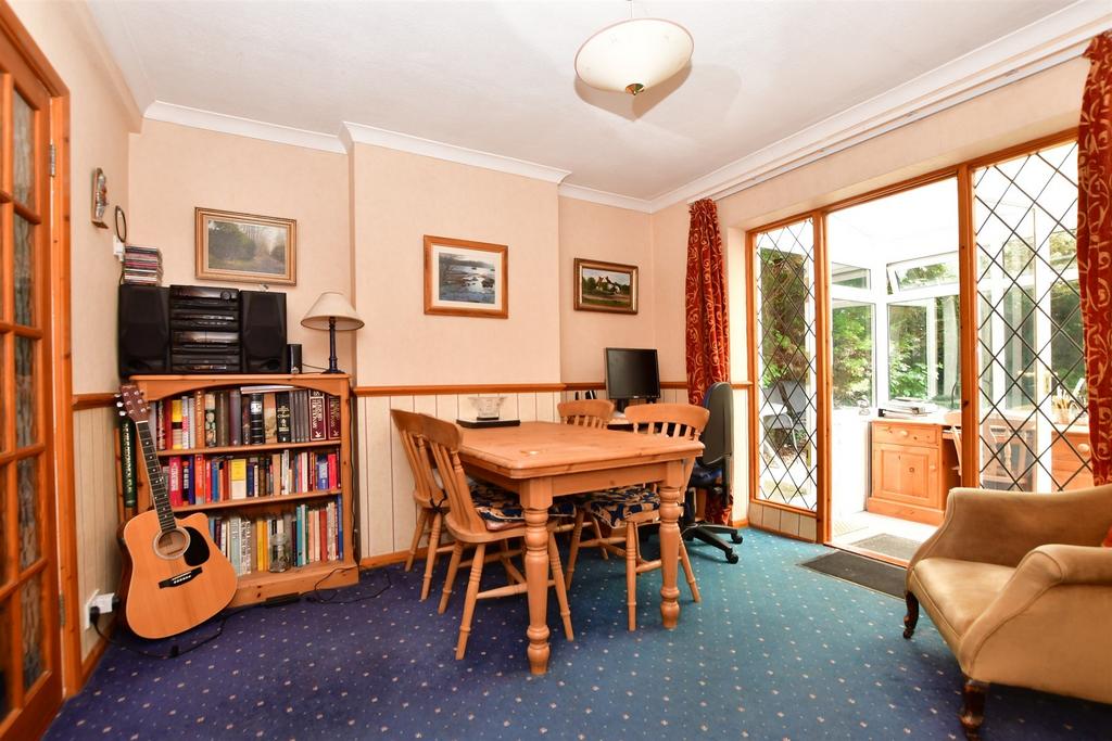 North Street, Barming, Maidstone, Kent 3 bed detached house for sale