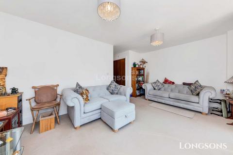 14 Kendle Road, Swaffham, PE37 8GU