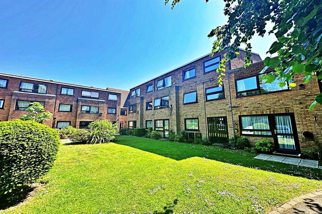 Bournemouth 1 bed retirement property for sale £110,000
