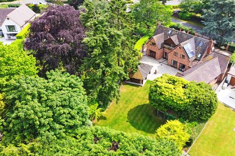 undefined, Needlers End Lane, Balsall Common, CV7