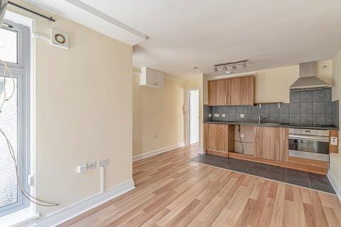 undefined, Columbia Avenue, Edgware, HA8