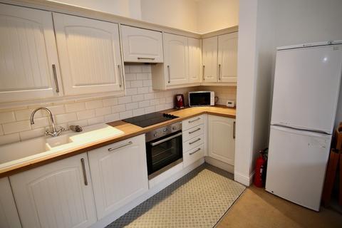 3 bedroom flat to rent, Grindlay Street, West End, Edinburgh, EH3