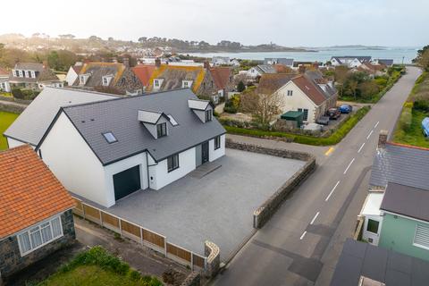6 bedroom detached house for sale, Route De La Maladerie, St. Saviour, Guernsey