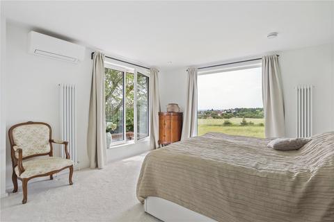 7 Sergeants Green Lane, Waltham Abbey, EN9 3SH